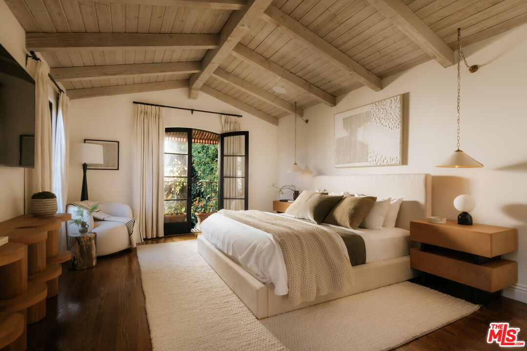 1437 Queens Road Los Angeles, CA 90069 - Photo 8 of 24