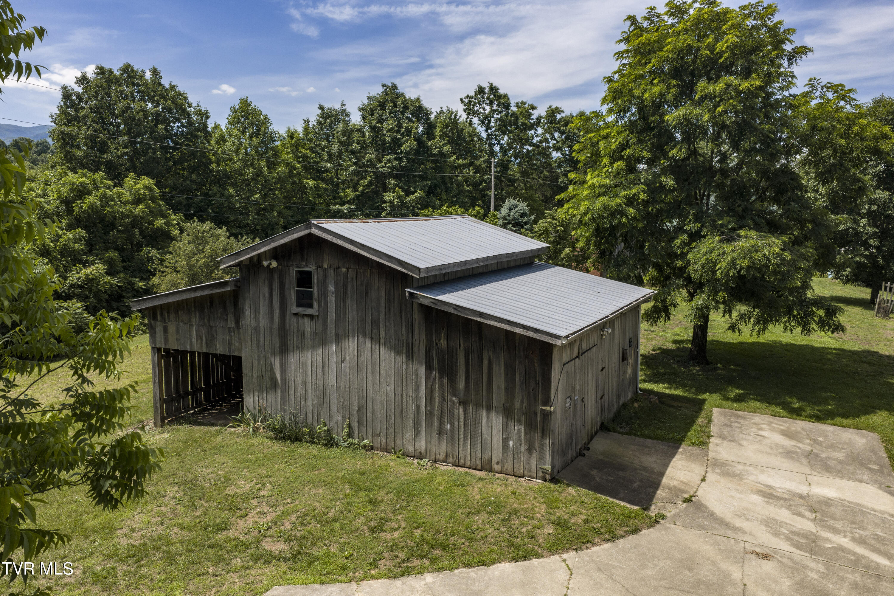 1820 Frank Roberts Road Afton, TN 37616 - Photo 41 of 73 FRank-Exterior-1