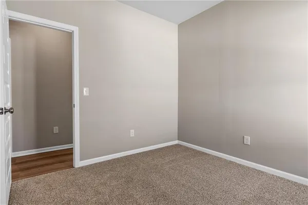 $324,990 | 20222 West 195th Street, Spring Hill, KS 66083