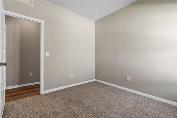 $324,990 | 20222 West 195th Street, Spring Hill, KS 66083