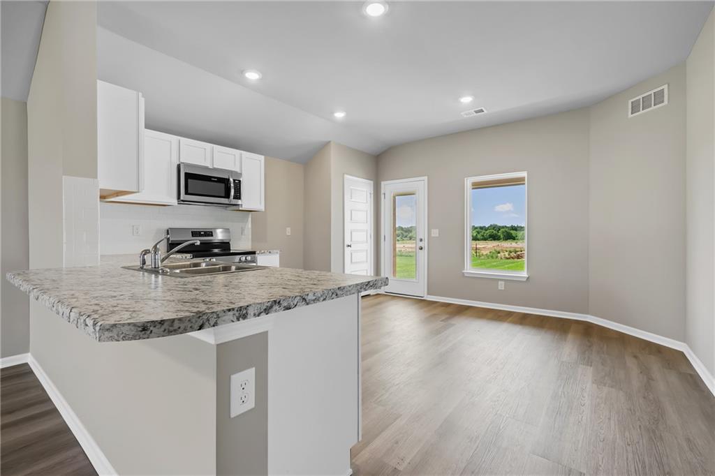 20222 West 195th Street Spring Hill, KS 66083 - Photo 3 of 20