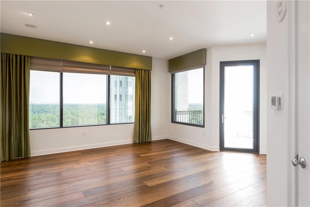 2828 Peachtree Road Northwest, Unit 1903 Atlanta, GA 30305 - Photo 24 of 37