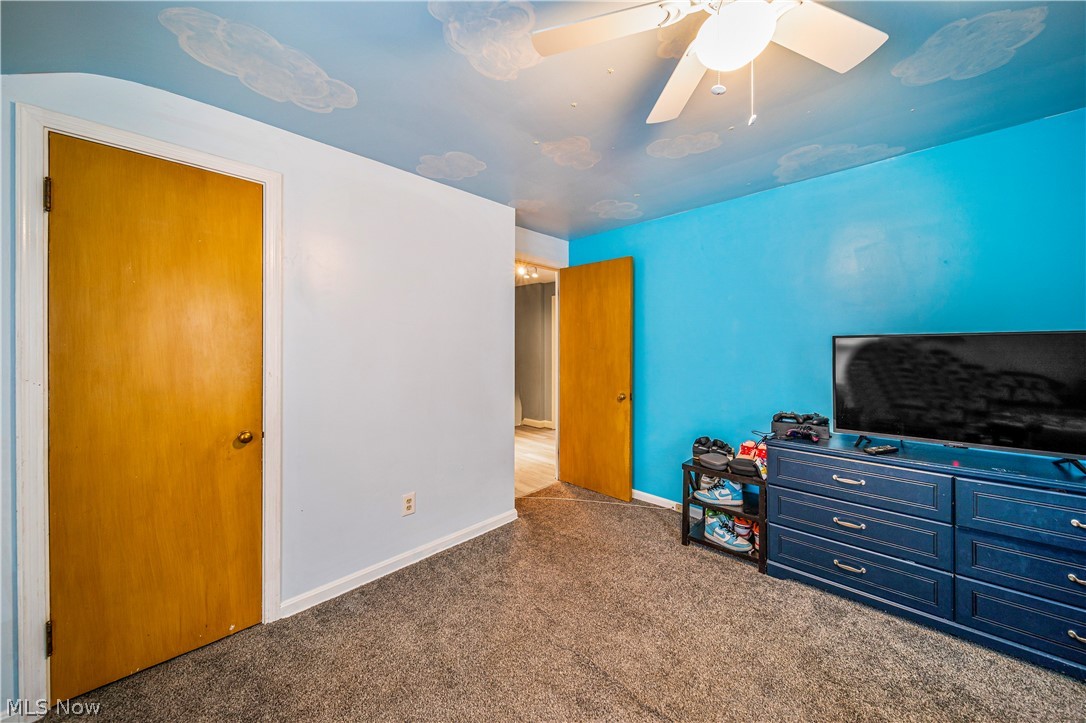 1588 Biltmore Road Cleveland, OH 44124 - Photo 5 of 43 Carpeted bedroom with ceiling fan