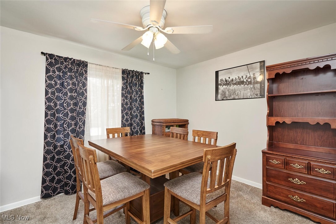 395 Massillon Road Akron, OH 44312 - Photo 8 of 16 Current owner uses as dining room.