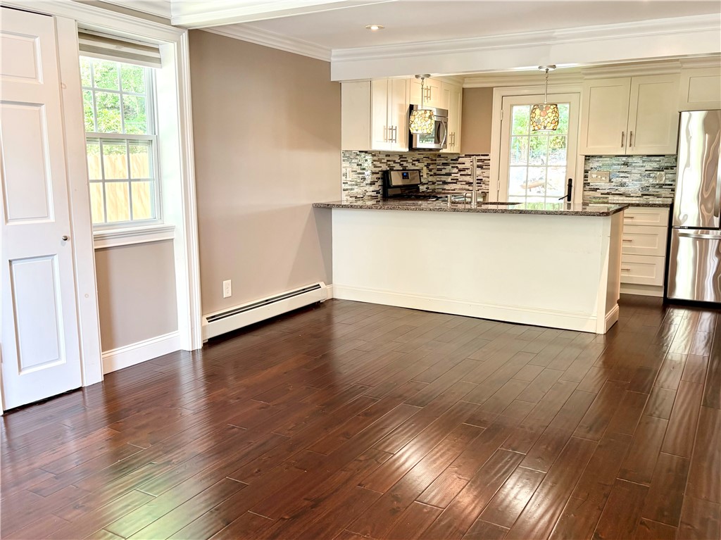 79 West Shore Drive Exeter, RI 02822 - Photo 4 of 28