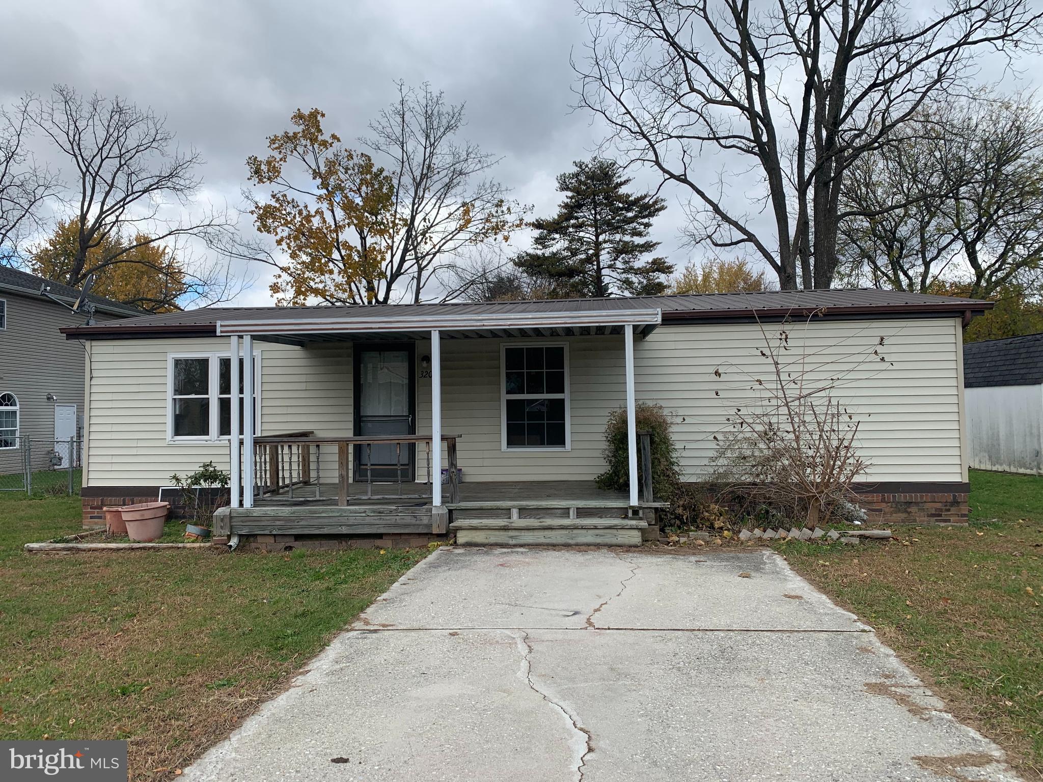 320 Manor Street Hanover, PA 17331 - Photo 2 of 6 Gallery Image 2