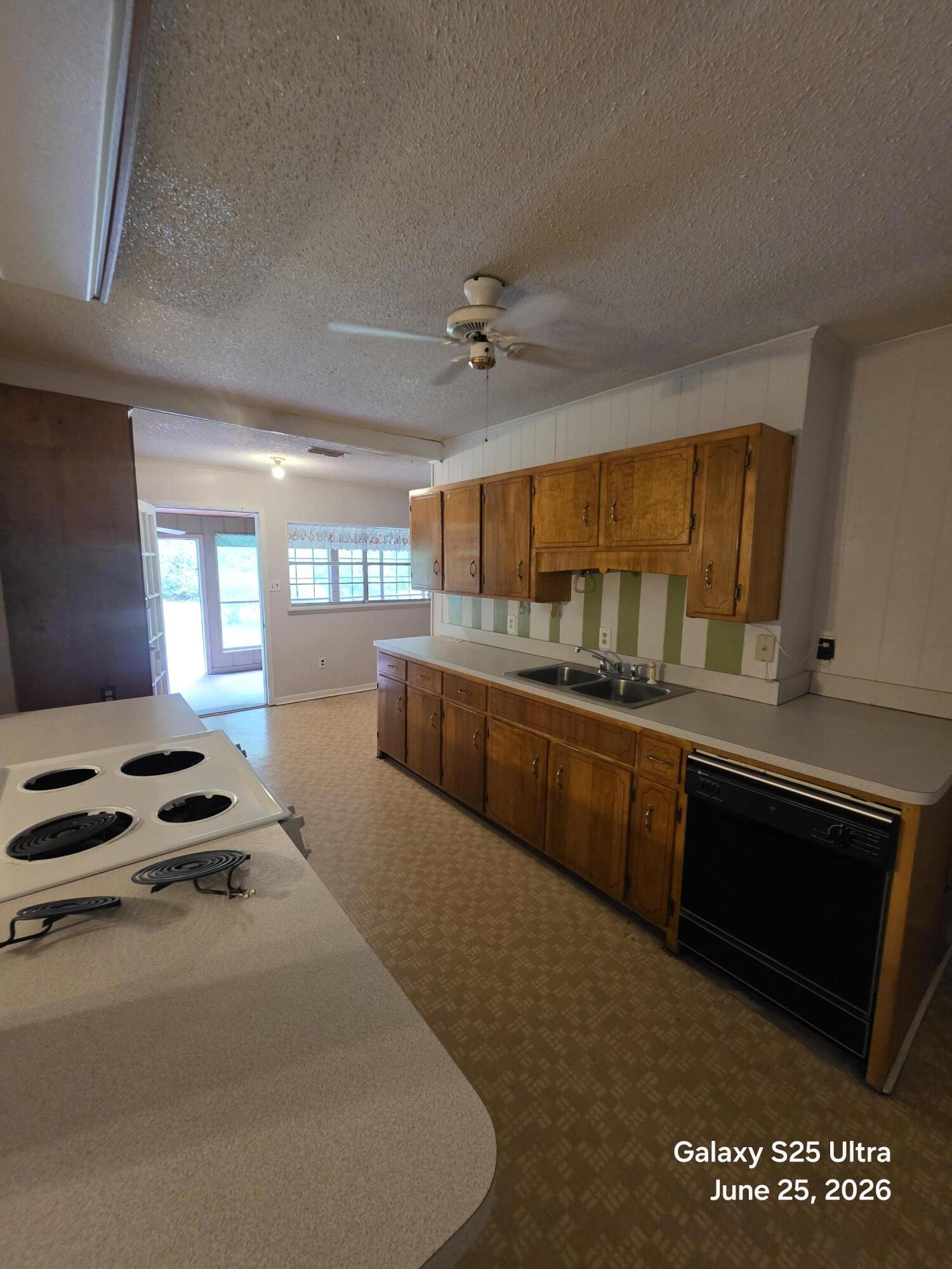 6178 Barnes Road Crestview, FL 32536 - Photo 10 of 16 20260625_124950