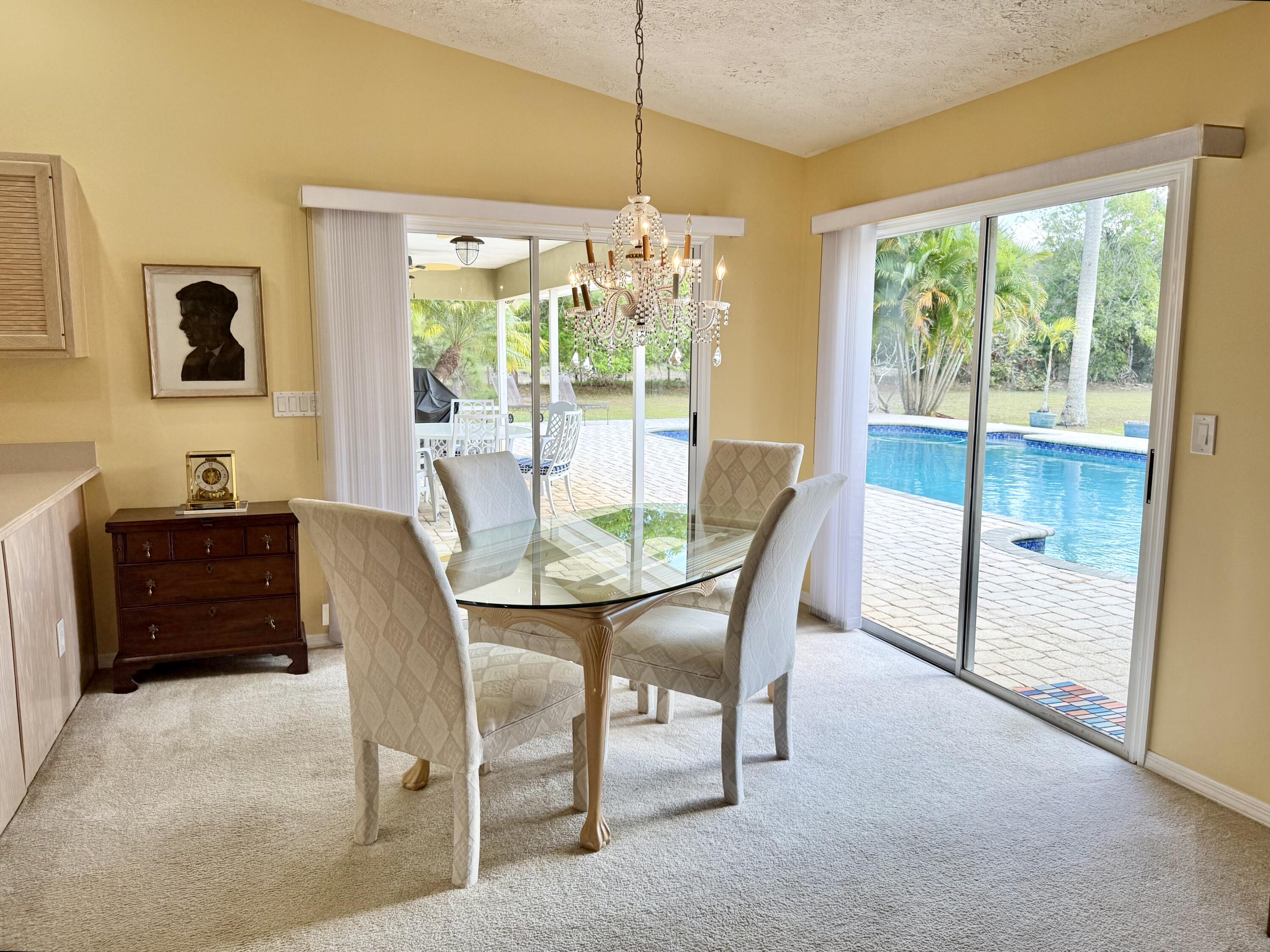 2884 Southeast Ranch Acres Circle Jupiter, FL 33478 - Photo 17 of 93 kitchen/dining