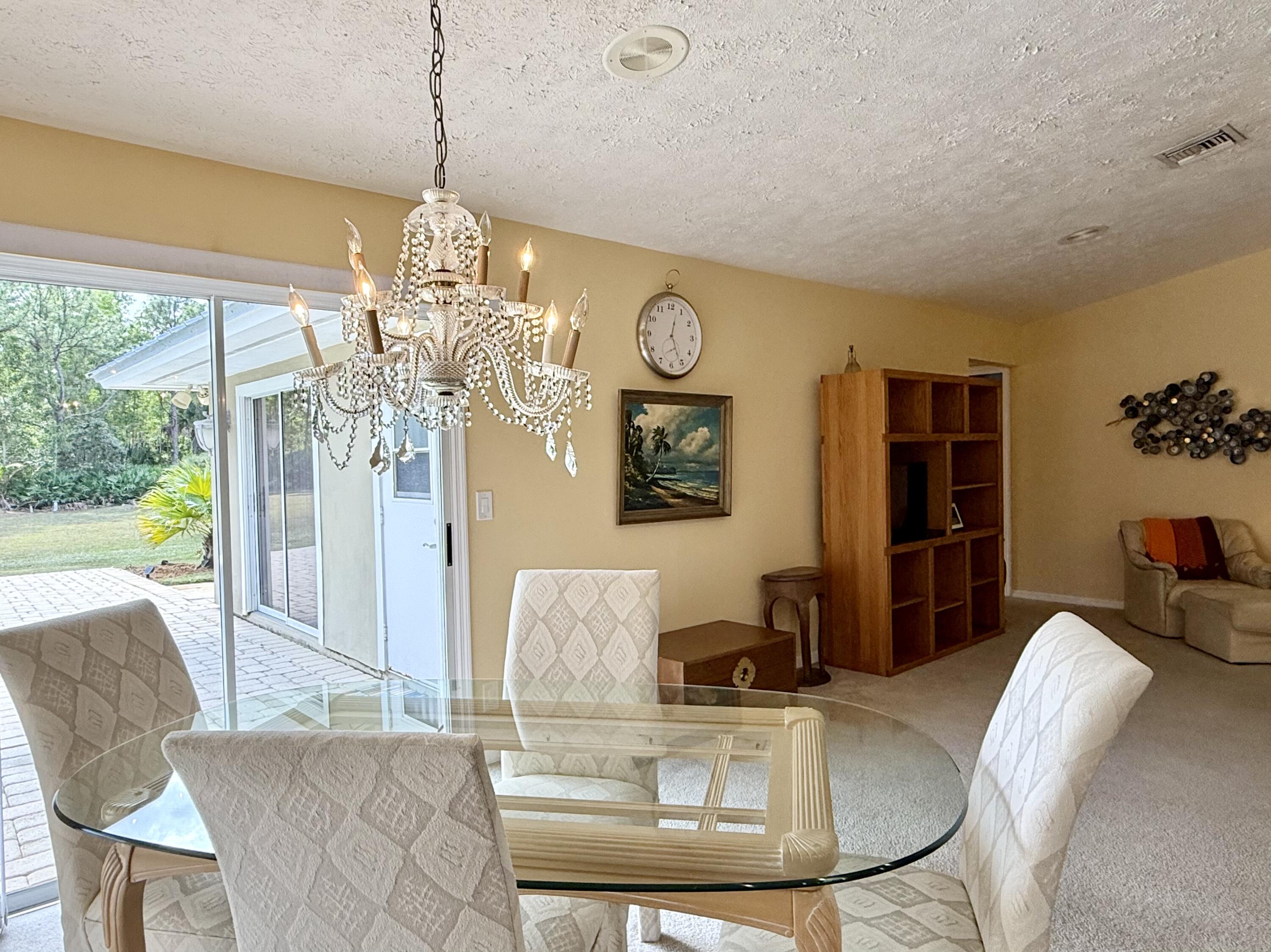 2884 Southeast Ranch Acres Circle Jupiter, FL 33478 - Photo 23 of 93 kitchen/dine