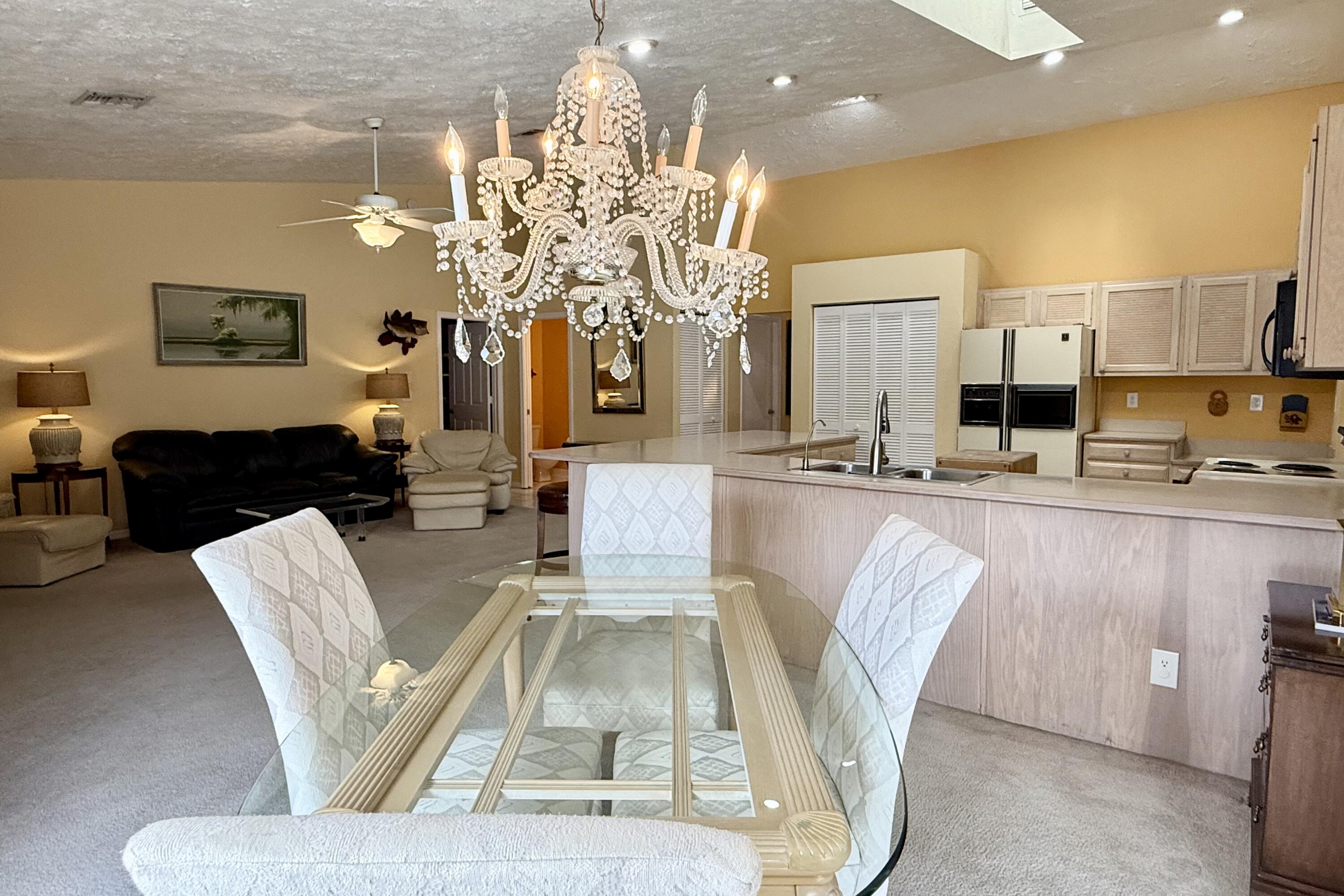 2884 Southeast Ranch Acres Circle Jupiter, FL 33478 - Photo 24 of 93 family area