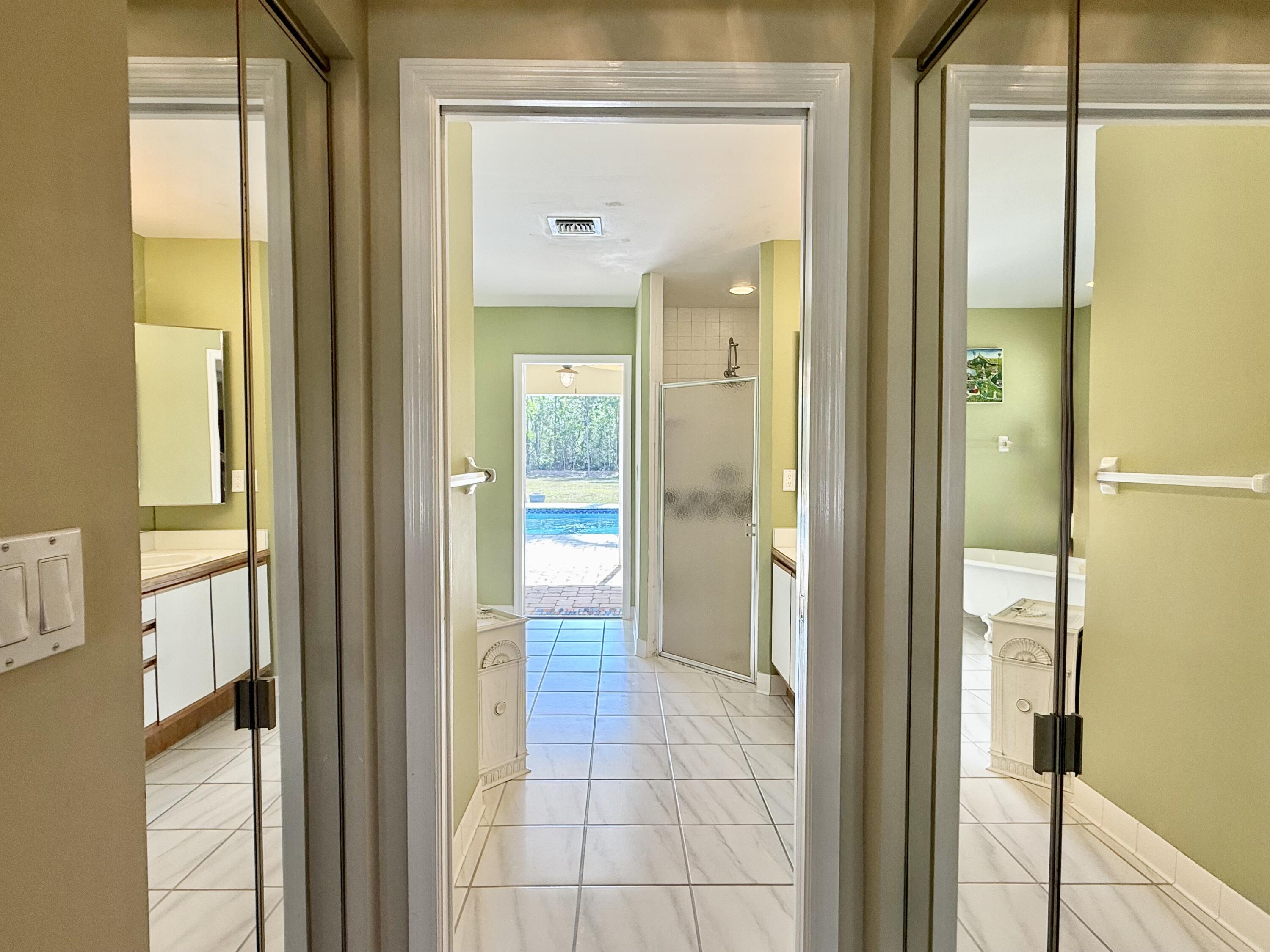 2884 Southeast Ranch Acres Circle Jupiter, FL 33478 - Photo 45 of 93 bathroom 1