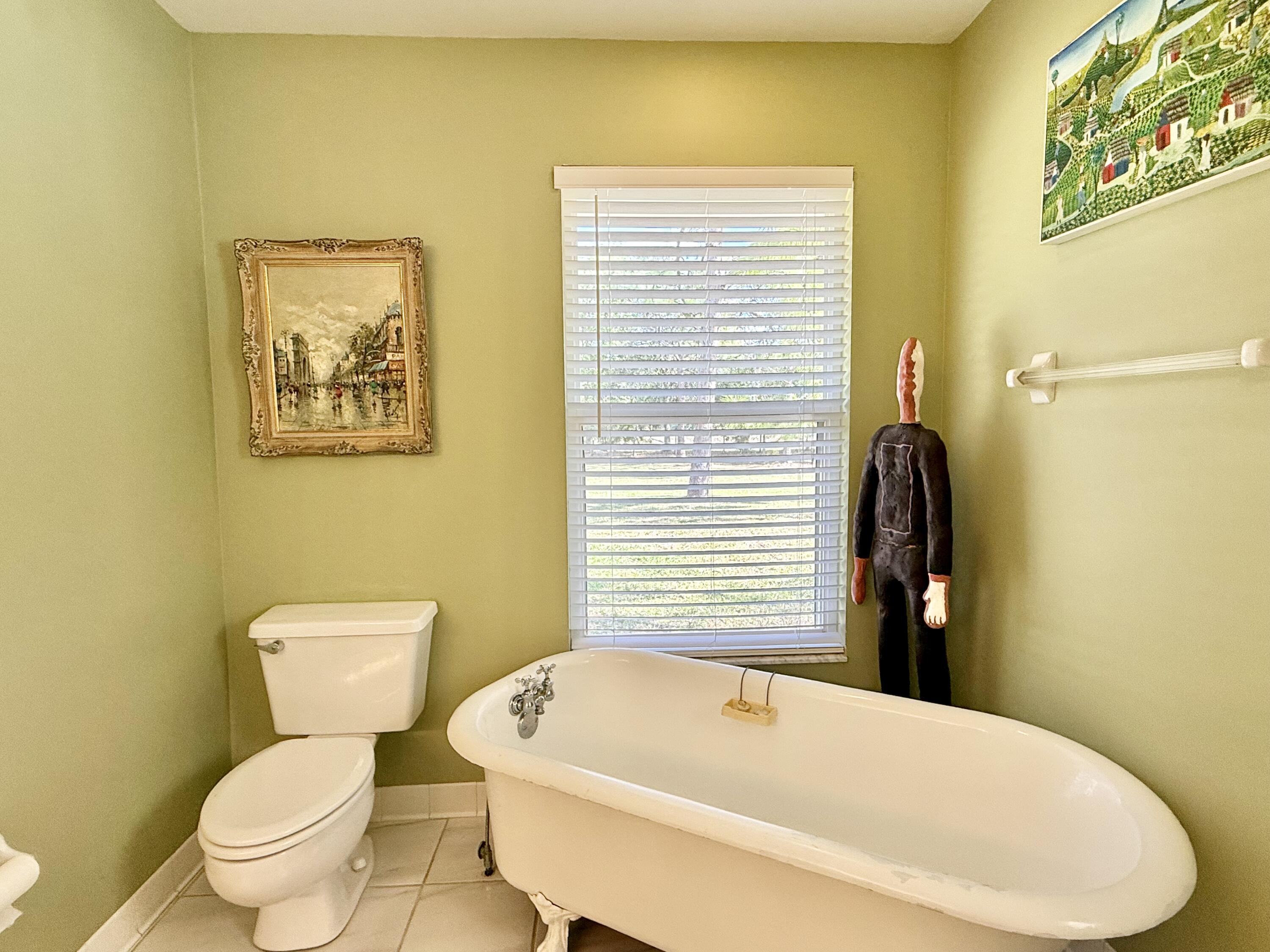2884 Southeast Ranch Acres Circle Jupiter, FL 33478 - Photo 55 of 93 bathroom 1
