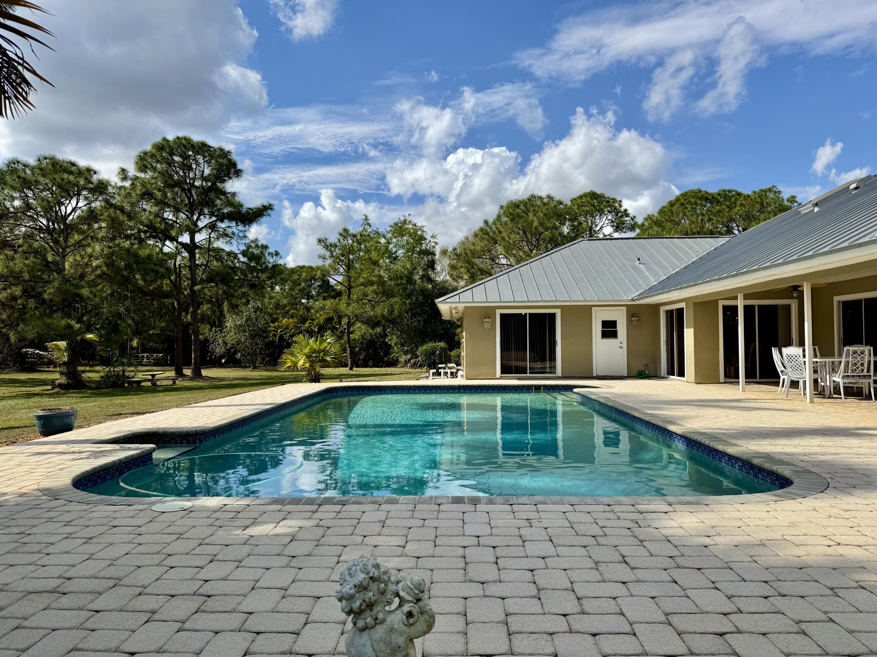 2884 Southeast Ranch Acres Circle Jupiter, FL 33478 - Photo 68 of 93 pool