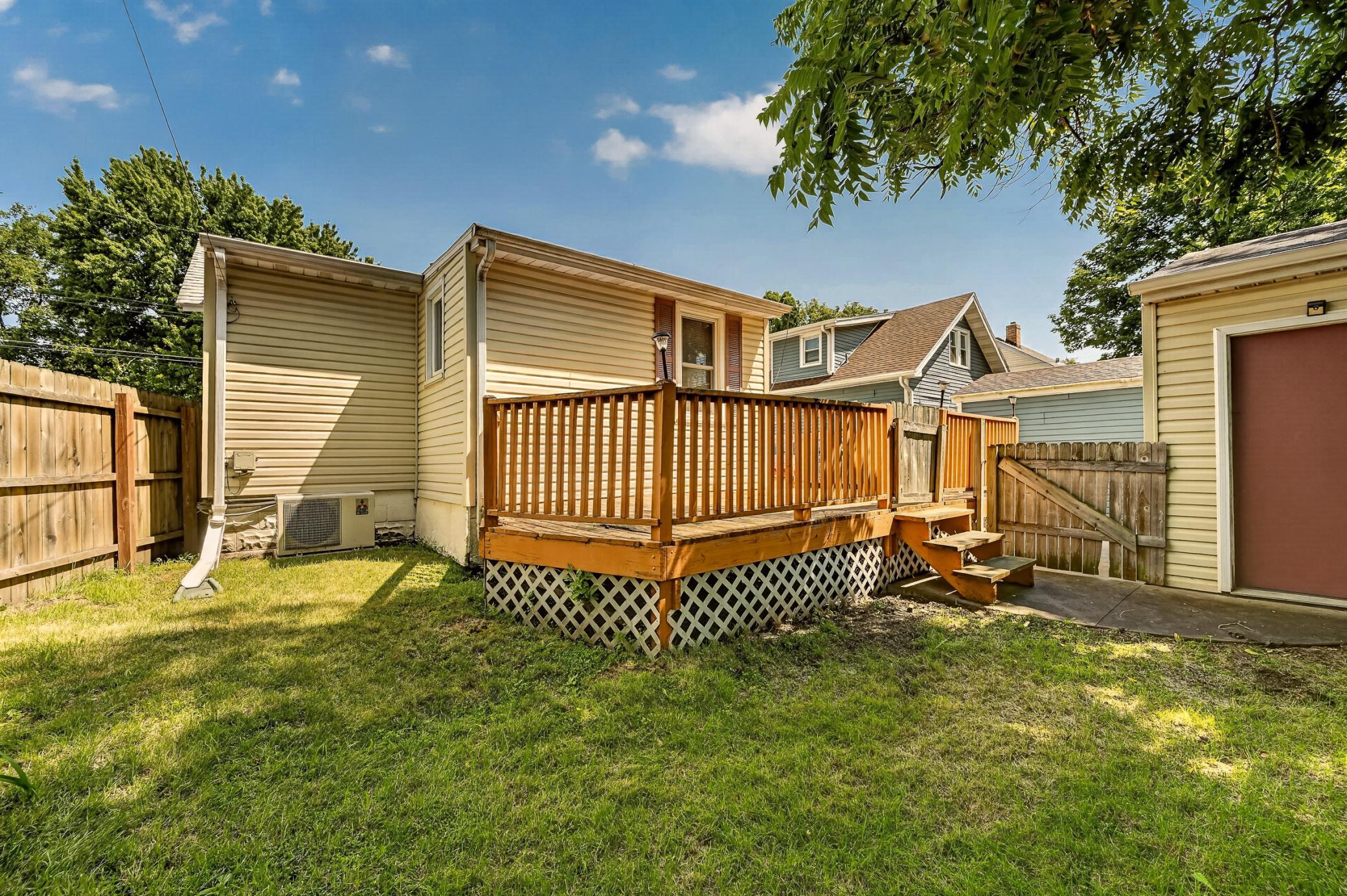 212 10 1/2 Street Southeast Rochester, MN 55904 - Photo 6 of 23