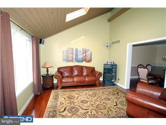 403 Echo Dell Road Downingtown, PA 19335 - Photo 4 of 12 Living Room