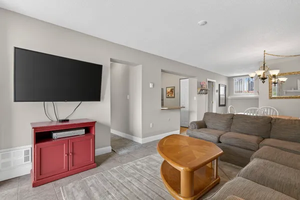 $259,900 | 9 Treetop Circle, Unit 111, Laconia, NH 03246