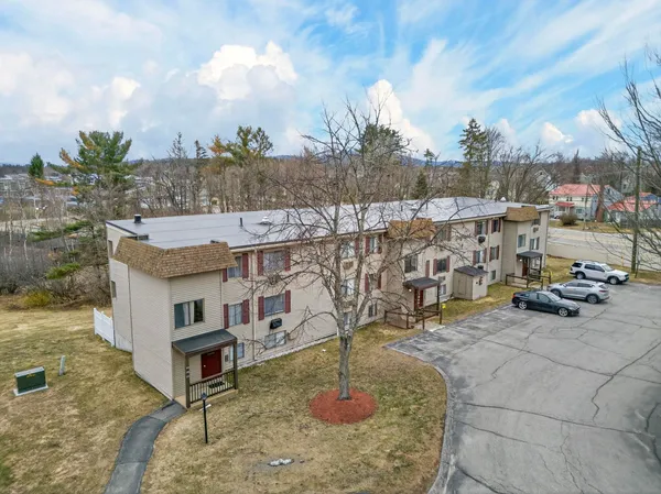$259,900 | 9 Treetop Circle, Unit 111, Laconia, NH 03246