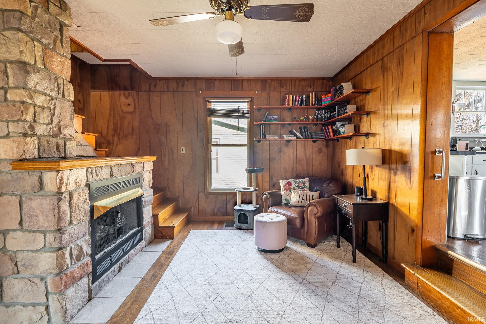 447 Stitt Street Wabash, IN 46992 - Photo 9 of 23