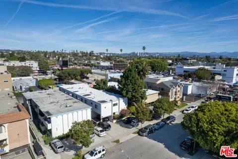 $2,600,000 | 12231 Pacific Avenue, Los Angeles, CA 90066