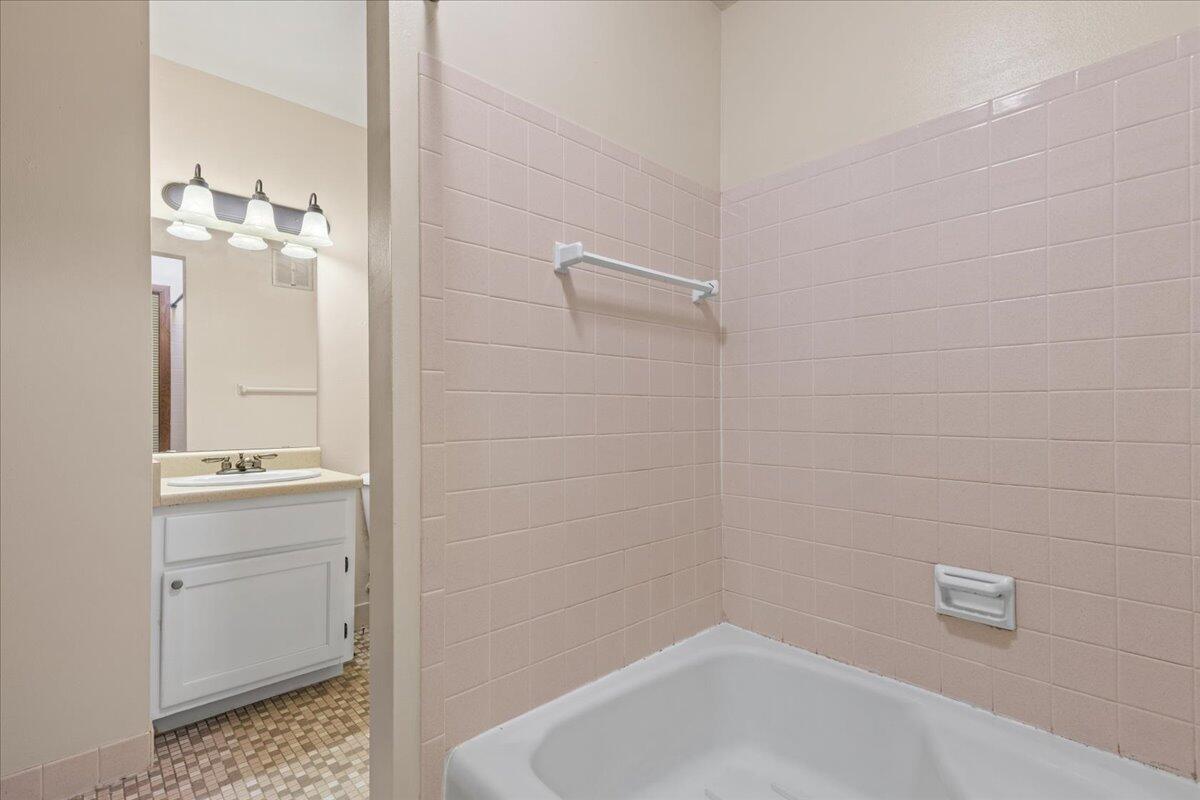 5625 West Brown Deer Road, Unit 213 Brown Deer, WI 53223 - Photo 12 of 20 16-Brown Deer Rd-16