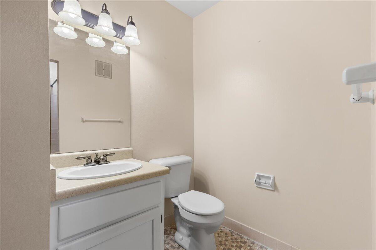 5625 West Brown Deer Road, Unit 213 Brown Deer, WI 53223 - Photo 16 of 20 15-Brown Deer Rd-15