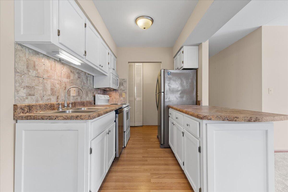 5625 West Brown Deer Road, Unit 213 Brown Deer, WI 53223 - Photo 5 of 20 05-Brown Deer Rd-5