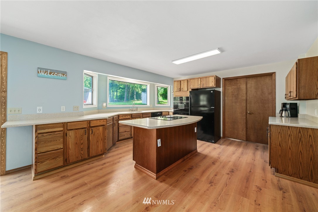 115 Strawberry Hill Road Elma, WA 98541 - Photo 11 of 34 Gallery Image 11