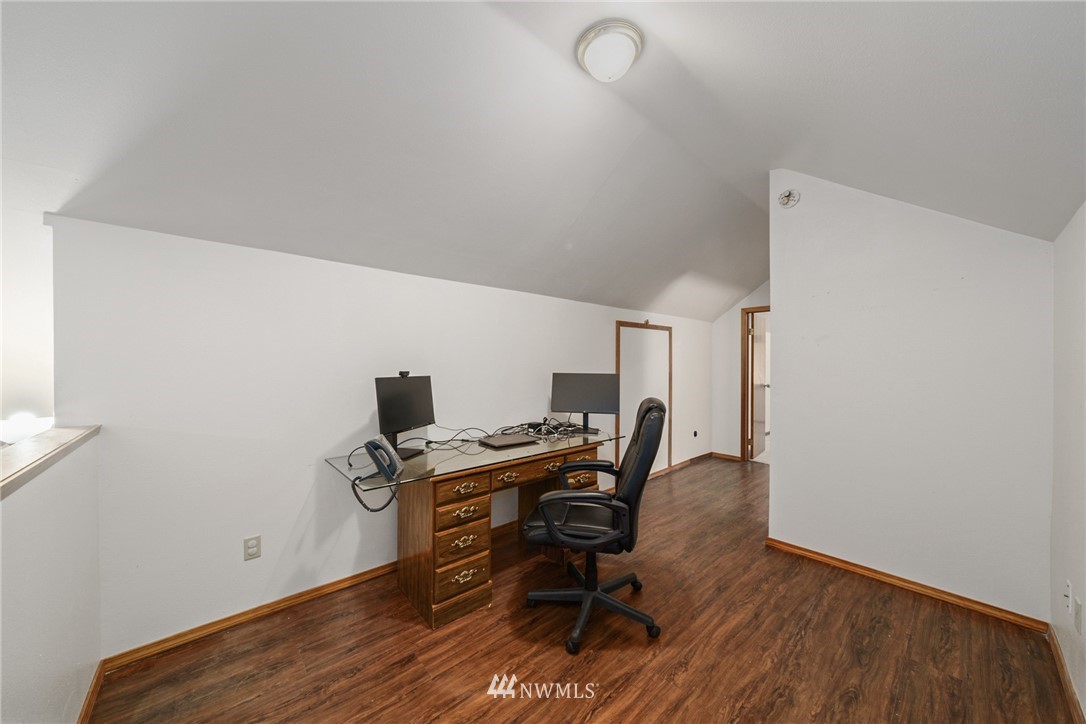 115 Strawberry Hill Road Elma, WA 98541 - Photo 6 of 34 Gallery Image 6