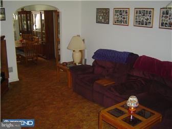 250 Hampden Road Upper Darby, PA 19082 - Photo 4 of 11