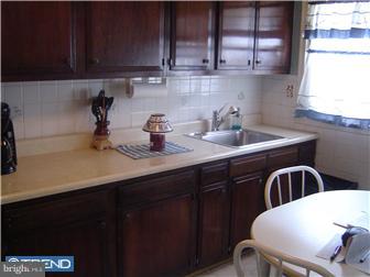 250 Hampden Road Upper Darby, PA 19082 - Photo 8 of 11