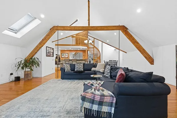 $395,000 | 321 Plantation Street, Unit 300, Worcester, MA 01604