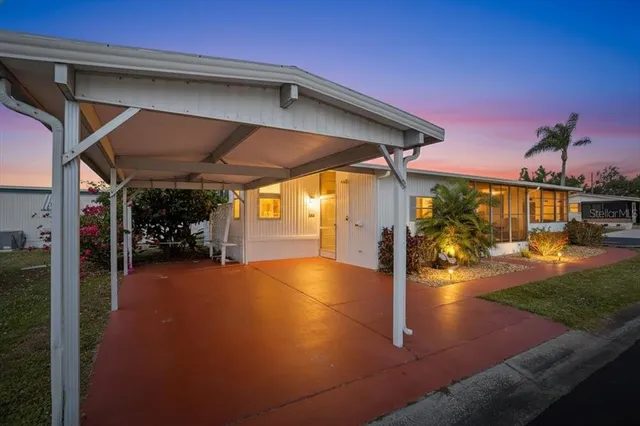 $169,900 | 3301 Evelyn Drive, Ellenton, FL 34222