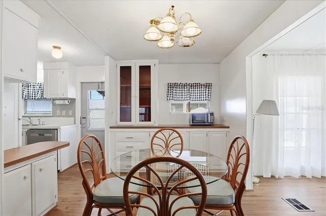 $169,900 | 3301 Evelyn Drive, Ellenton, FL 34222