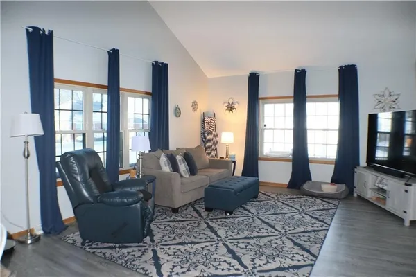 $350,000 | 101 Connie Drive, Clinton, MO 64735