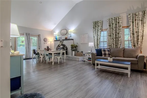 $350,000 | 101 Connie Drive, Clinton, MO 64735