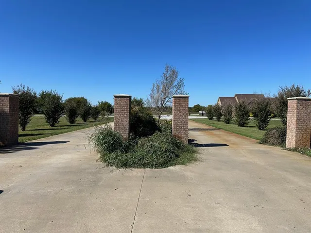 $59,900 | Lot 72 Riverbend Avenue, Calera, OK 74730