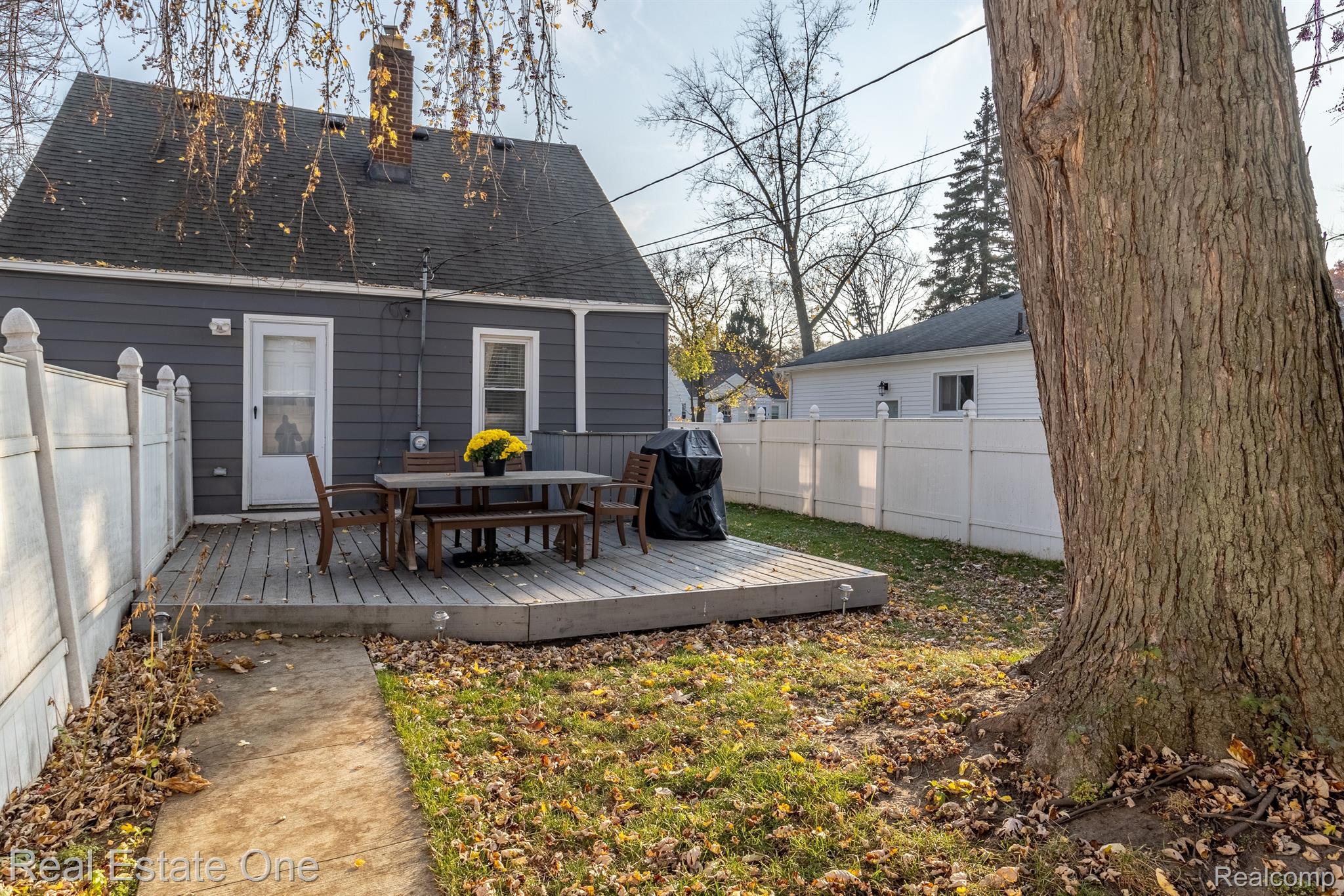 487 Roth Boulevard Clawson, MI 48017 - Photo 39 of 42 Additional rear elevation view with deck