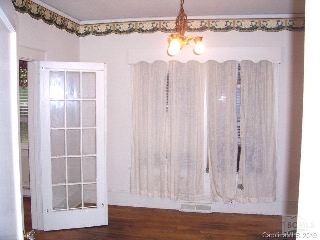 201 Lenoir Road Morganton, NC 28655 - Photo 4 of 12 Gallery Image 4