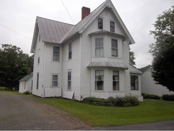 60 Park Row Rochester, VT 05767 - Photo 1 of 1
