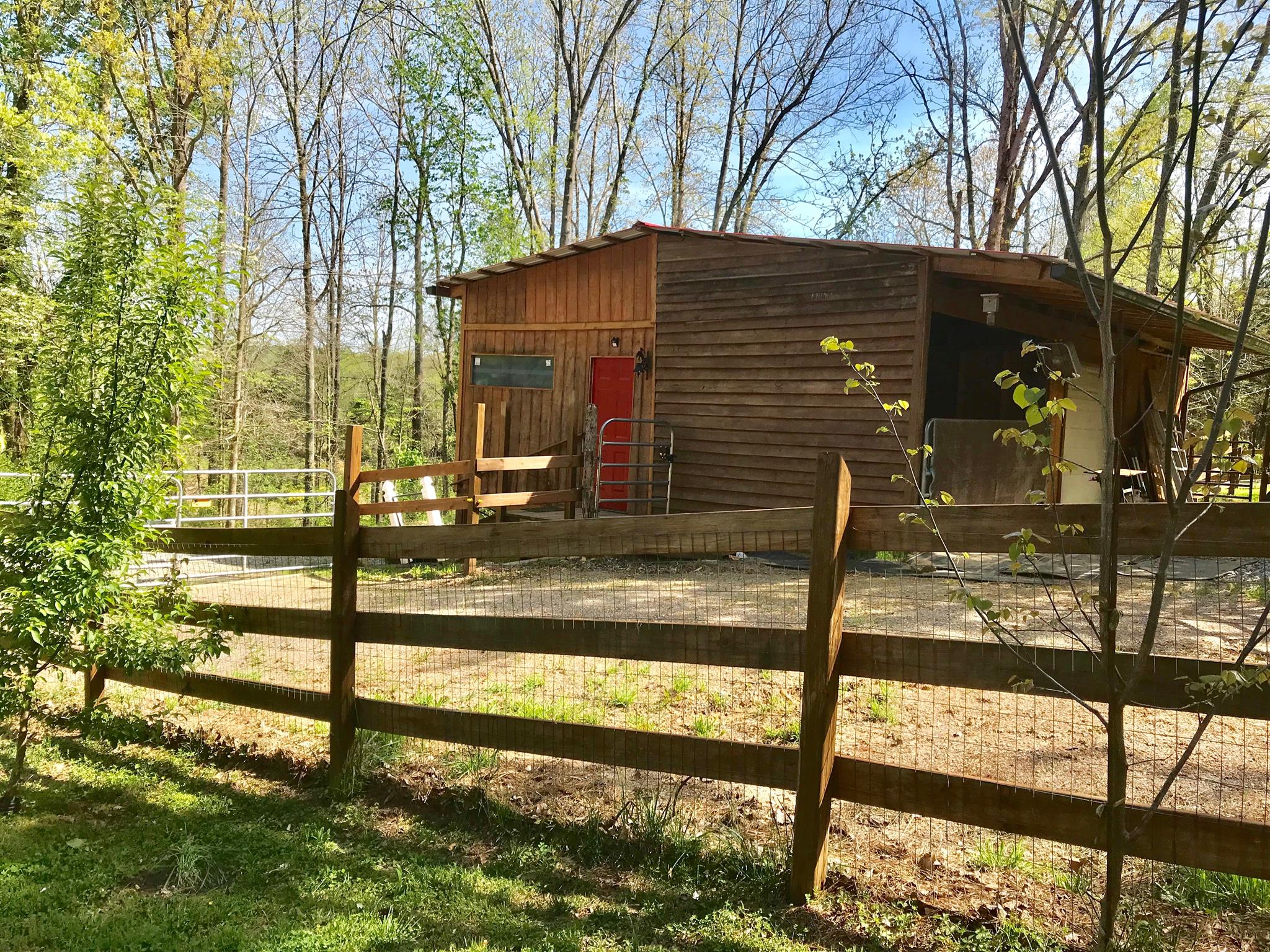 1148 Bakers Work Road Burns, TN 37029 - Photo 5 of 27 Gallery Image 5