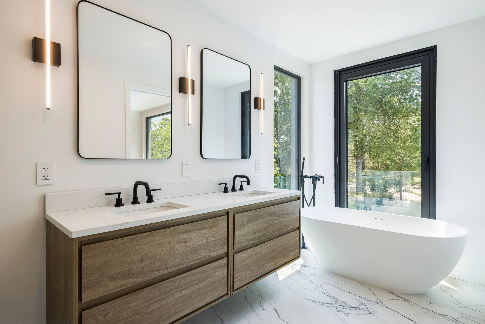 5 Ridge Lane Hampton Bays, NY 11946 - Photo 17 of 38 a bathroom with a large tub sink and mirror