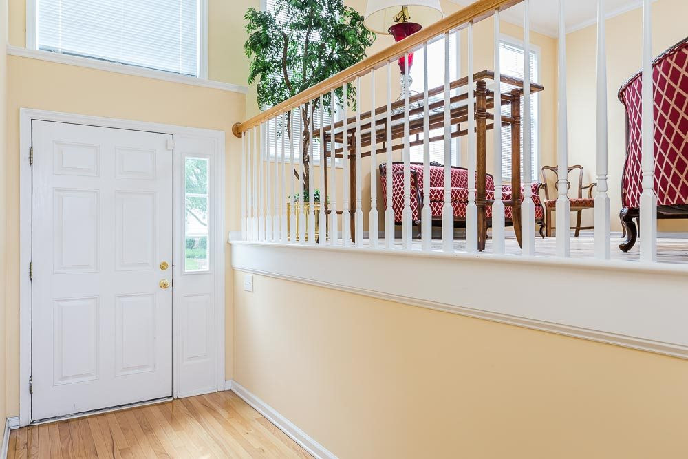 6727 Middleboro Drive Raleigh, NC 27612 - Photo 4 of 27 Photo 4