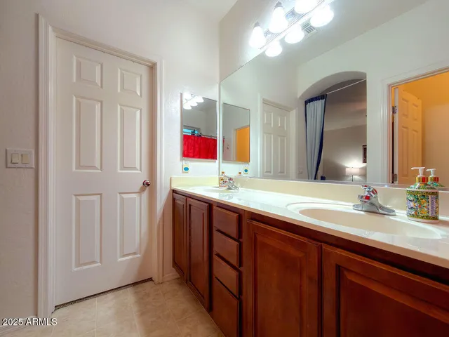 $522,500 | 1309 South Minneola Lane, Gilbert, AZ 85296