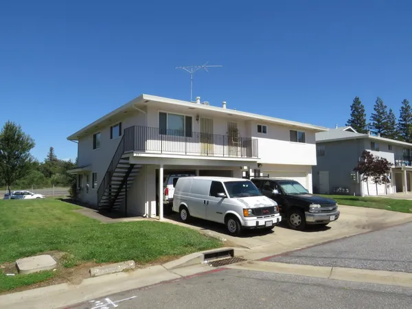 $199,000 | 3511 Town Court, Unit 4, Auburn, CA 95602
