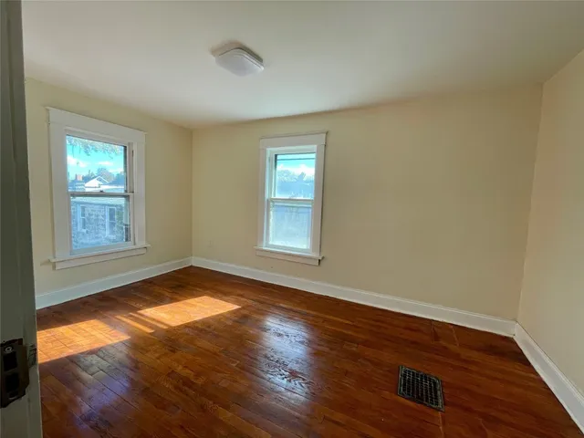 $1,500 | 417 Adams Avenue, Unit RIGHT, Endicott, NY 13760