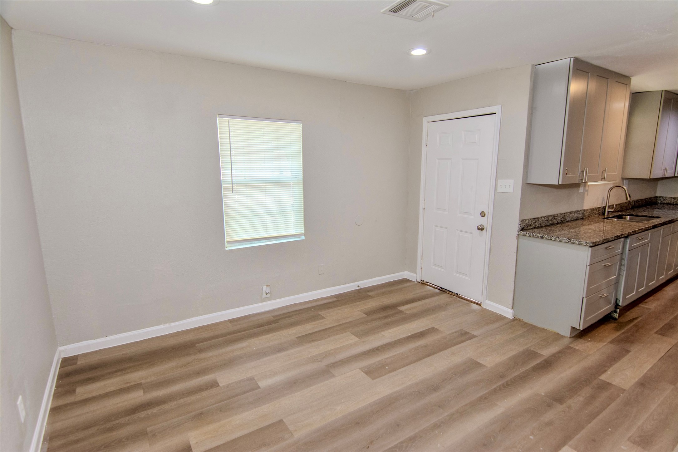 904 Mobile Drive Pasadena, TX 77506 - Photo 2 of 13 a view of a kitchen cabinets and a bed