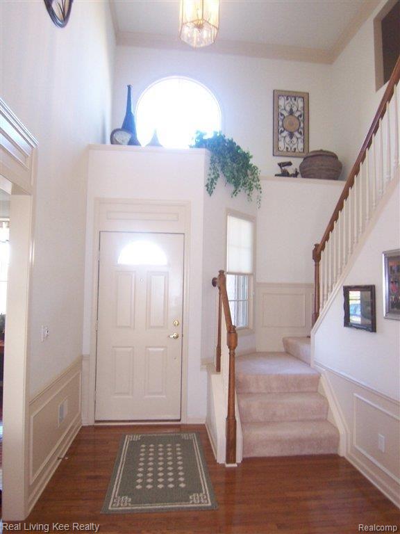 2 Story Foyer