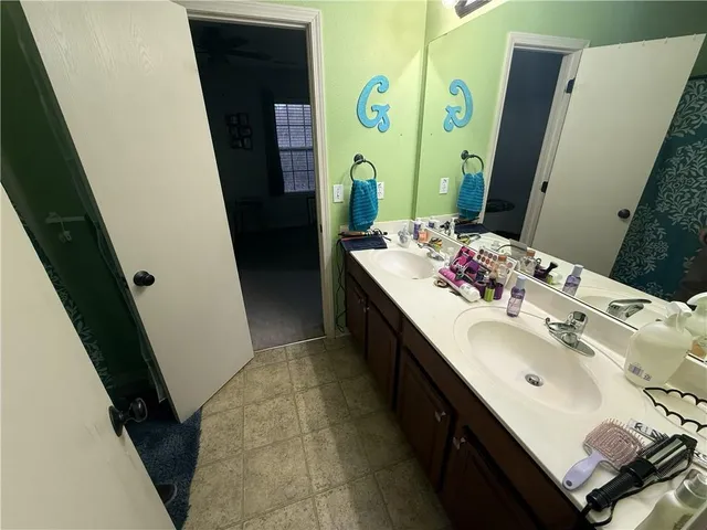 $239,888 | 9831 North Lewis Avenue, Kansas City, MO 64157