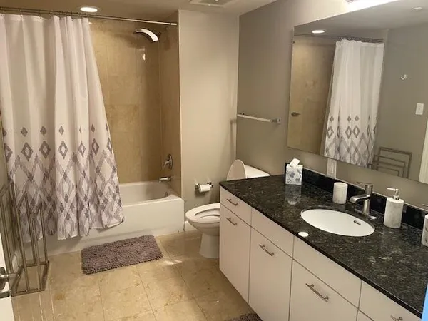 $330,000 | 300 South Duval Street, Unit 1408, Tallahassee, FL 32301