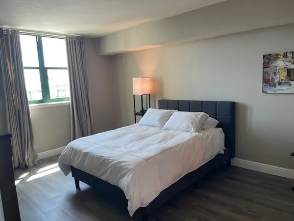 $330,000 | 300 South Duval Street, Unit 1408, Tallahassee, FL 32301